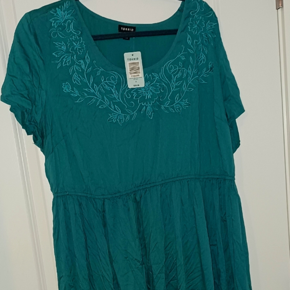 Torrid Plus Size Dress Size 2XL NWT